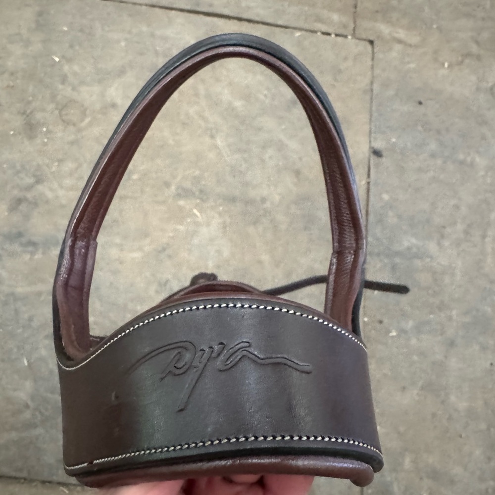 Brown Leather Horse Bridle - Picture 3 of 7